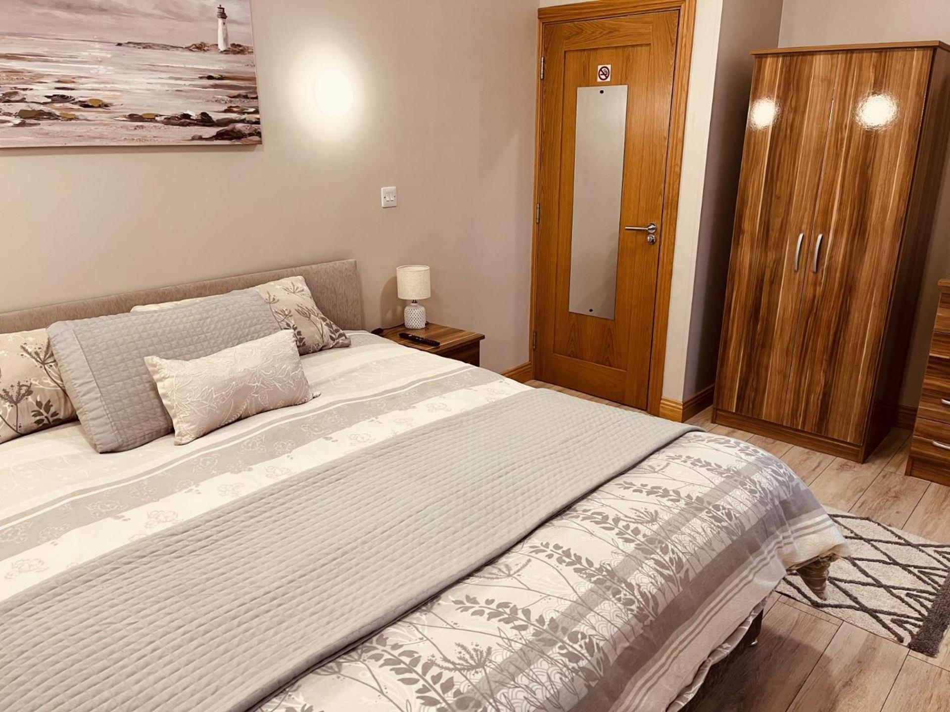 Pebble Beach Holiday Home Ballinphull Eksteriør billede